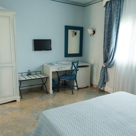 Relais Antiche Saline Hotel Torre Nubia Ngoại thất bức ảnh