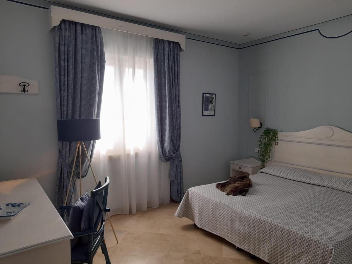 Relais Antiche Saline Hotel Torre Nubia Ngoại thất bức ảnh