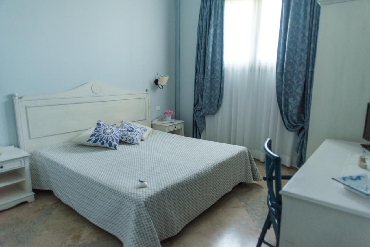 Relais Antiche Saline Hotel Torre Nubia Ngoại thất bức ảnh