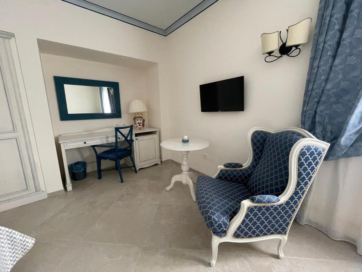 Relais Antiche Saline Hotel Torre Nubia Ngoại thất bức ảnh