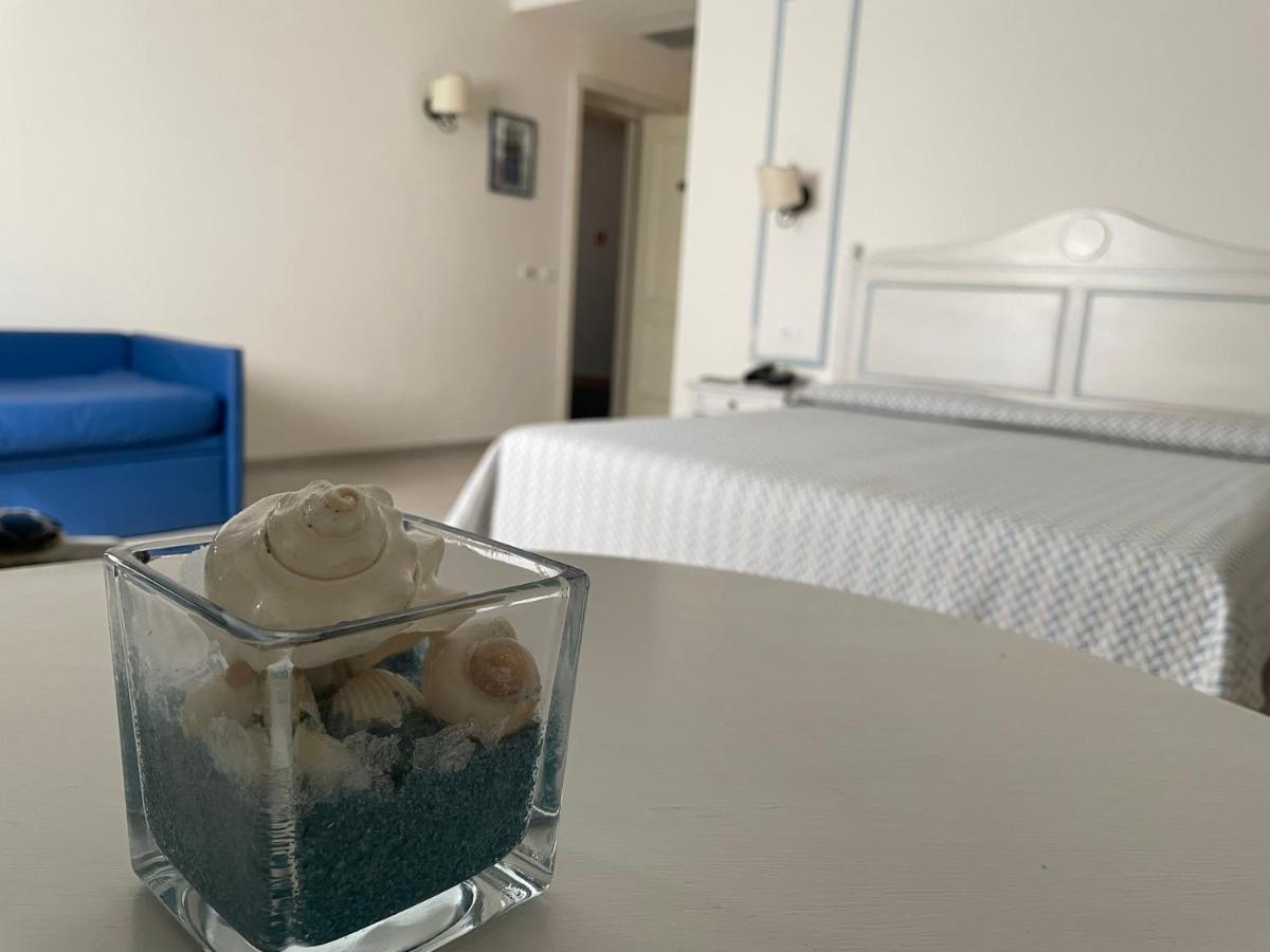 Relais Antiche Saline Hotel Torre Nubia Ngoại thất bức ảnh