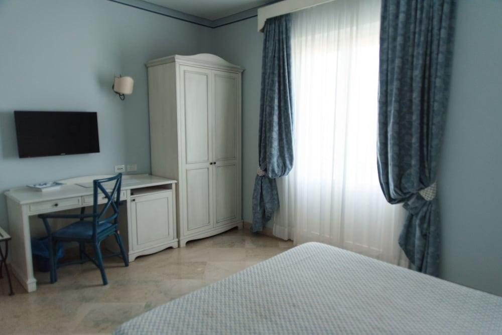 Relais Antiche Saline Hotel Torre Nubia Ngoại thất bức ảnh
