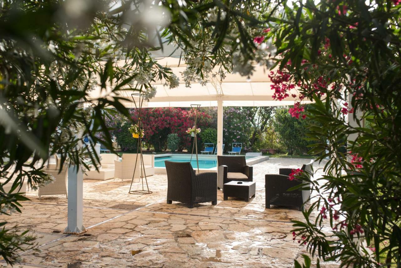 Relais Antiche Saline Hotel Torre Nubia Ngoại thất bức ảnh